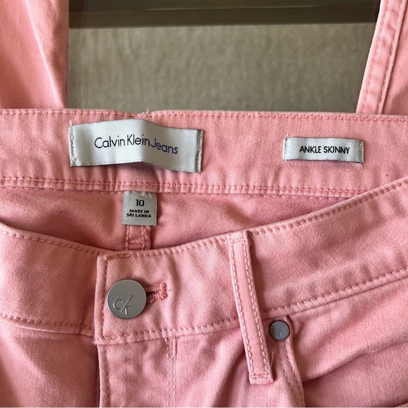 Calvin Klein Jeans Peach Skinny Ankle Women's Jeans - Picture 8 of 12
